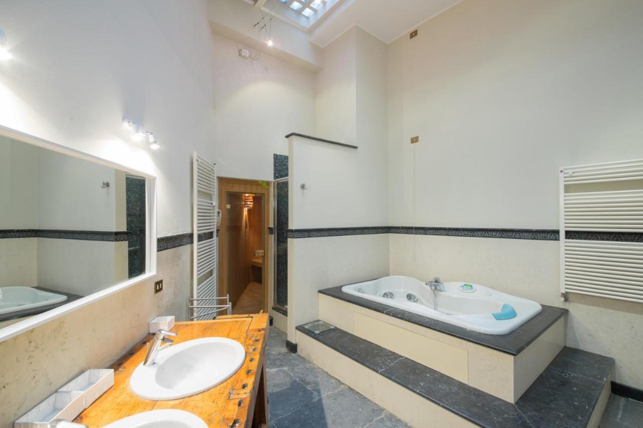 Loft In Navigli District With Jacuzzi & Sauna - Papiniano Milánó Kültér fotó
